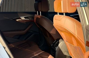 Седан Audi A4 2016 в Нововолынске