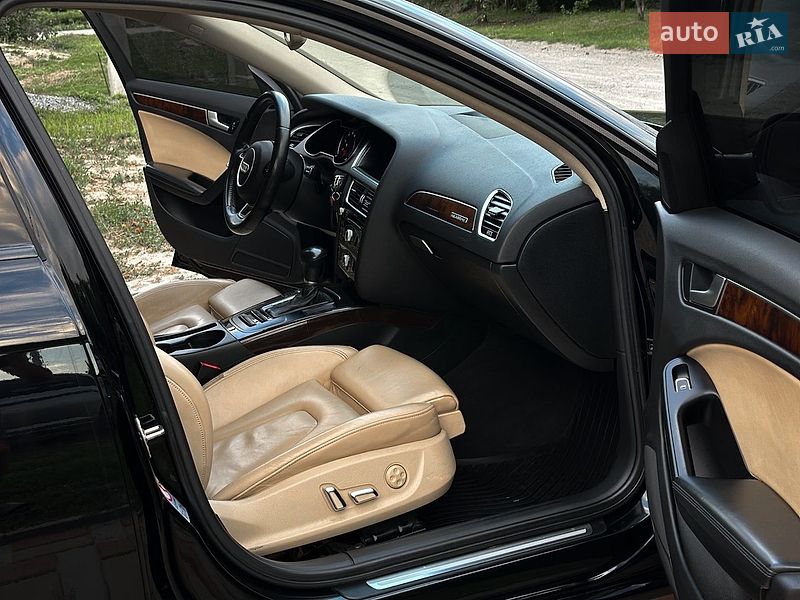 Седан Audi A4 2013 в Дніпрі