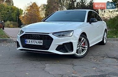 Седан Audi A4 2019 в Киеве