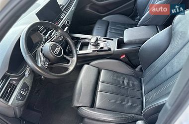 Седан Audi A4 2019 в Киеве