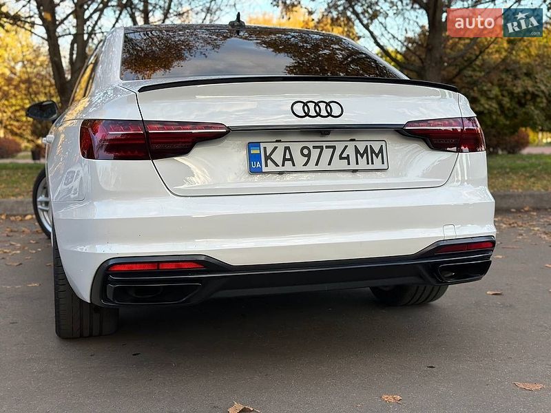 Седан Audi A4 2019 в Киеве