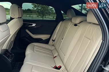 Седан Audi A4 2017 в Рівному