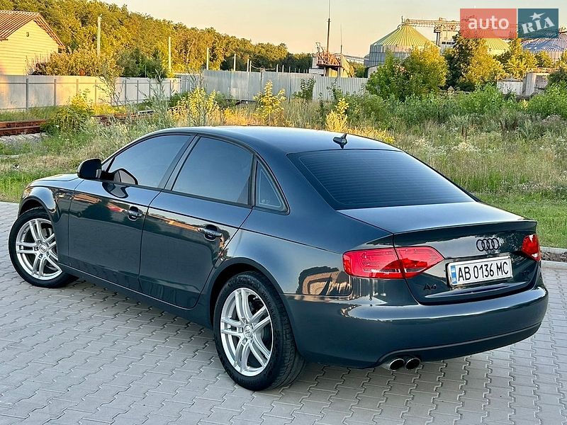 Седан Audi A4 2009 в Вапнярці