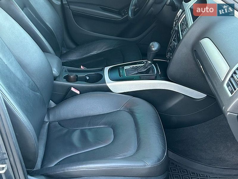 Седан Audi A4 2009 в Вапнярці