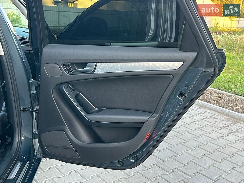 Седан Audi A4 2009 в Вапнярці