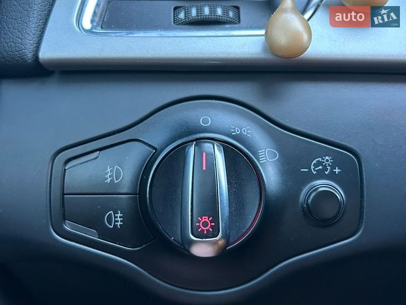 Седан Audi A4 2009 в Вапнярці