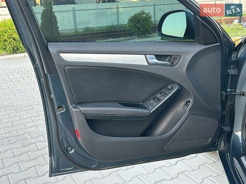 Седан Audi A4 2009 в Вапнярці
