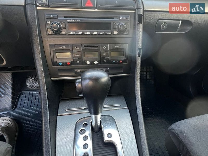 Седан Audi A4 2003 в Львові