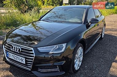 Седан Audi A4 2017 в Полтаві