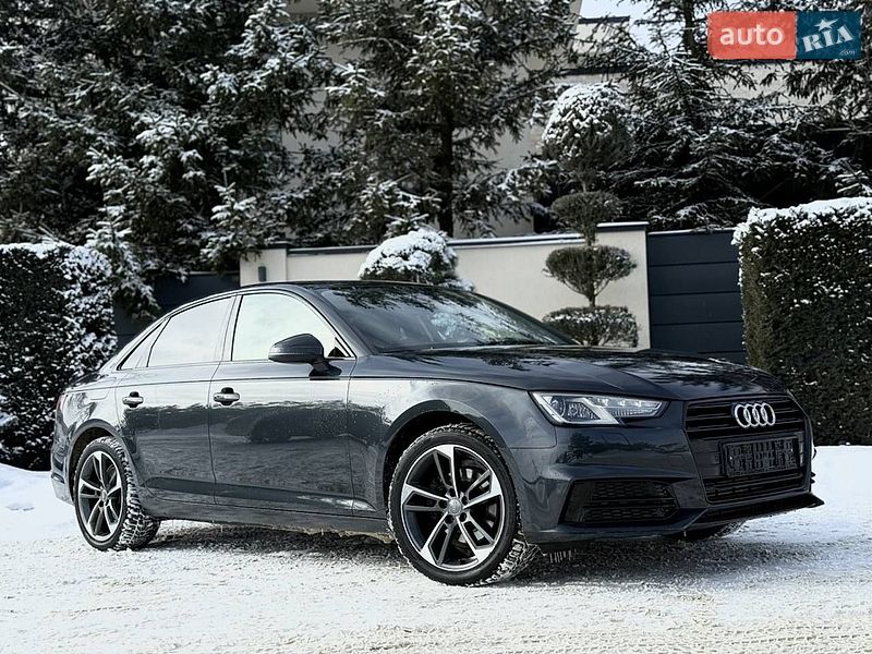 Седан Audi A4 2019 в Львове