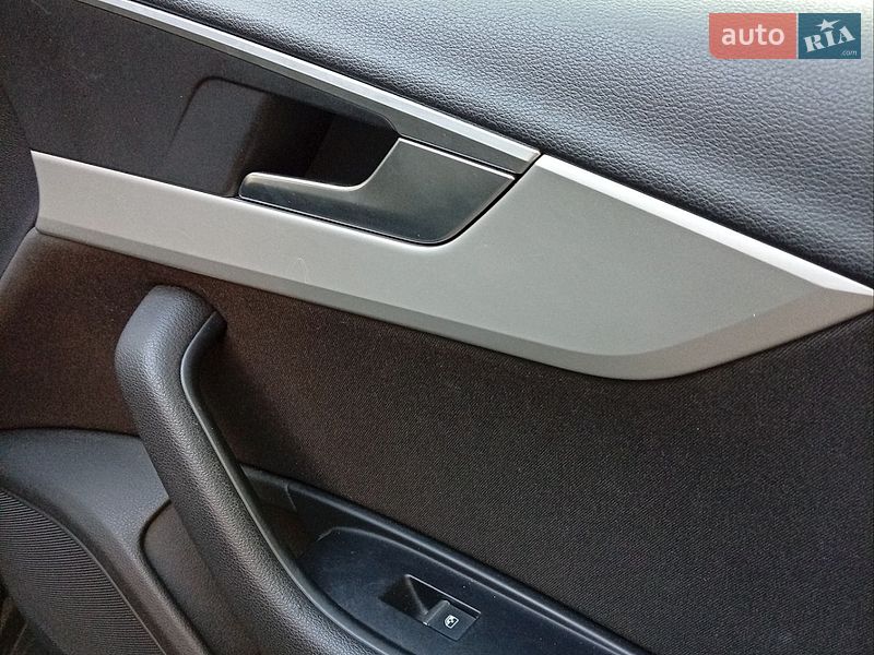 Універсал Audi A4 2017 в Львові