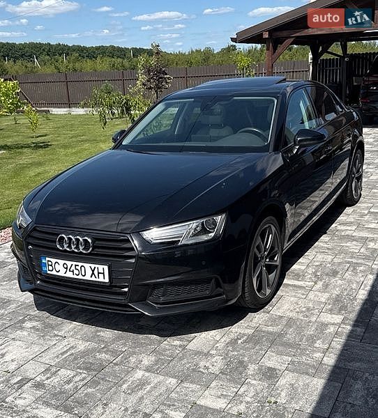 Седан Audi A4 2019 в Стрые