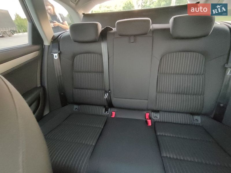 Універсал Audi A4 2013 в Дніпрі