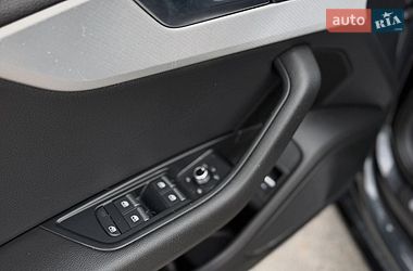 Седан Audi A4 2017 в Львові
