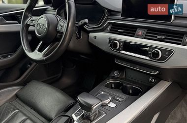 Седан Audi A4 2017 в Львові