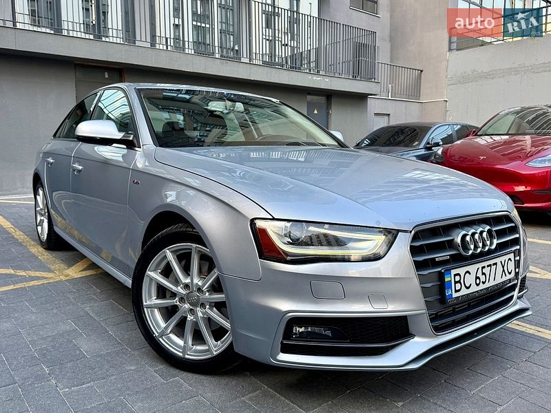 Седан Audi A4 2015 в Львове