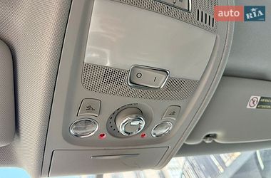 Седан Audi A4 2015 в Львове