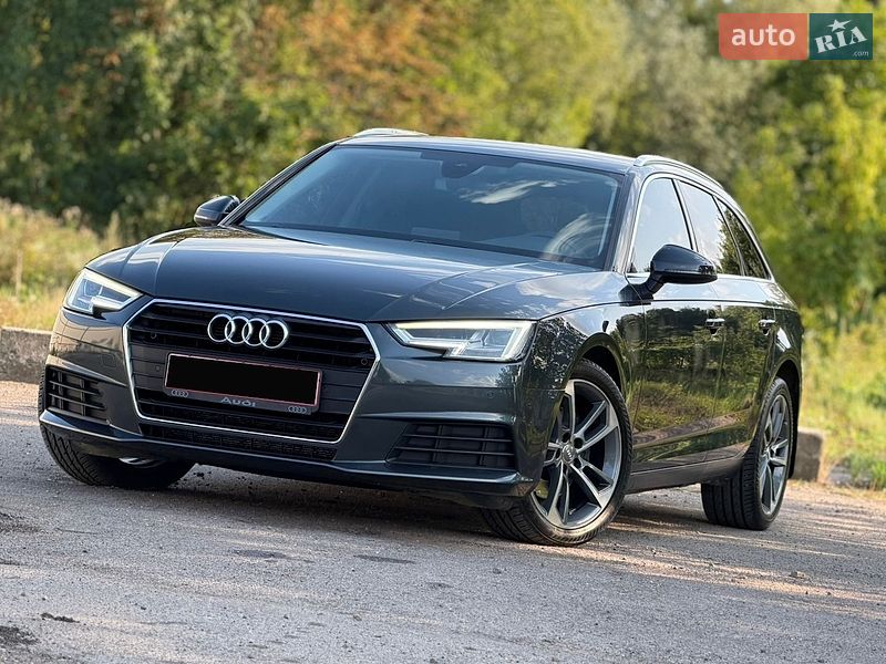 Audi A4, photos from the listing