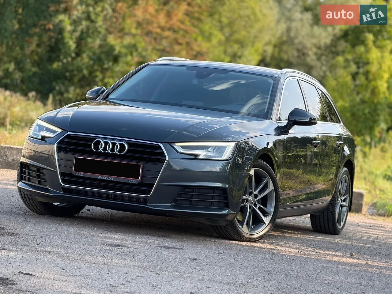 2019 Audi e-tron - мініатюра 35