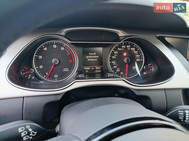 Седан Audi A4 2015 в Львове