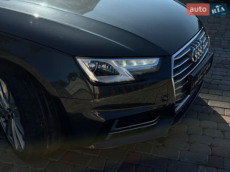 Седан Audi A4 2018 в Львові