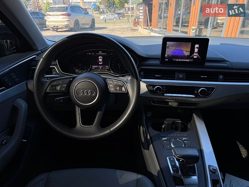 Седан Audi A4 2018 в Львові
