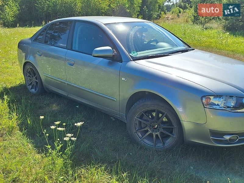 Седан Audi A4 2005 в Городниці
