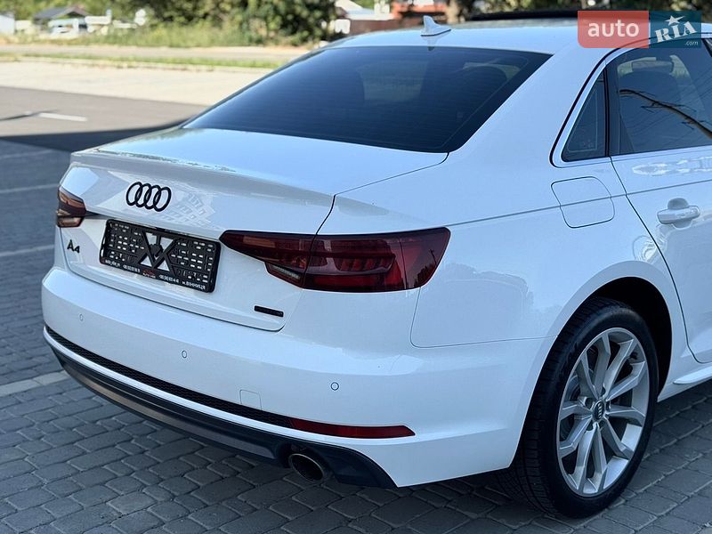 Седан Audi A4 2018 в Вінниці