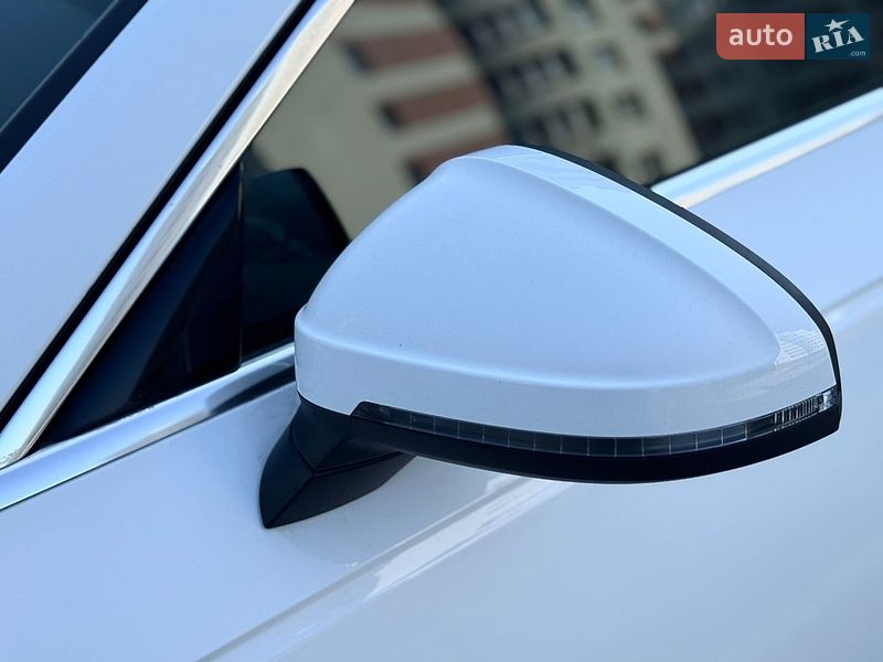 Седан Audi A4 2018 в Вінниці