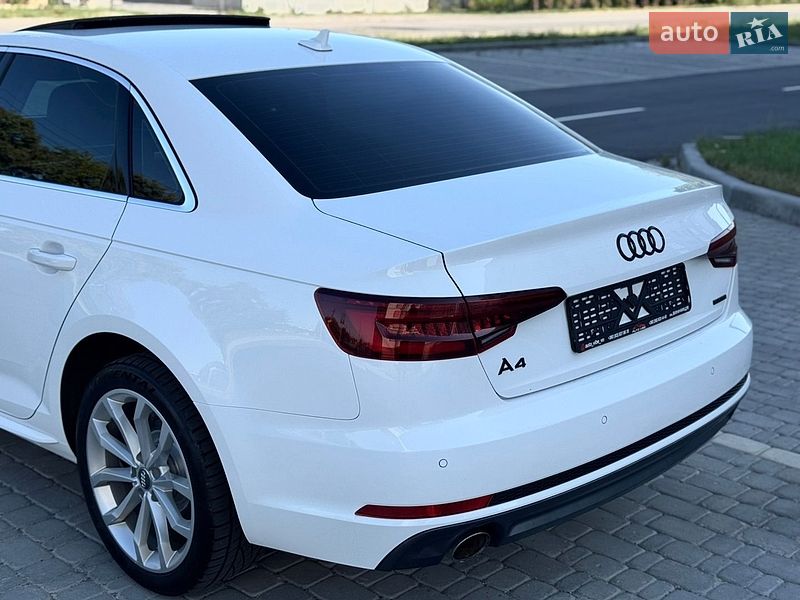 Седан Audi A4 2018 в Вінниці
