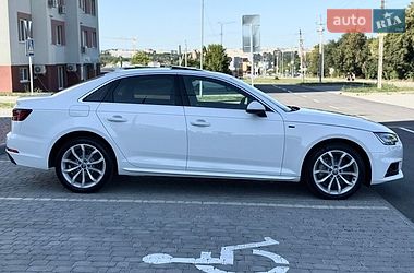 Седан Audi A4 2018 в Вінниці