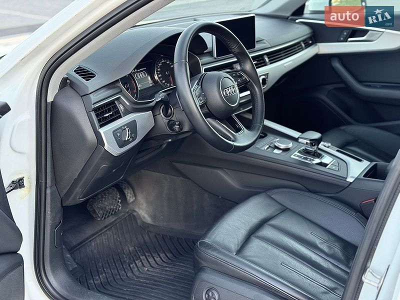 Седан Audi A4 2018 в Вінниці
