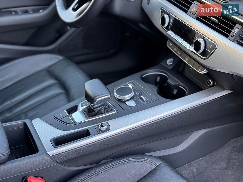 Седан Audi A4 2018 в Вінниці