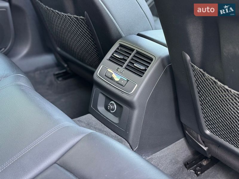 Седан Audi A4 2018 в Вінниці