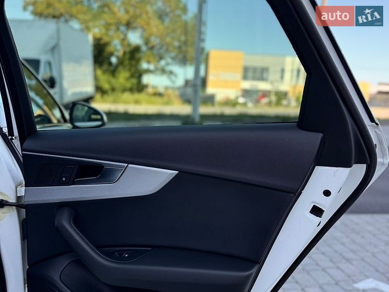 Седан Audi A4 2018 в Вінниці