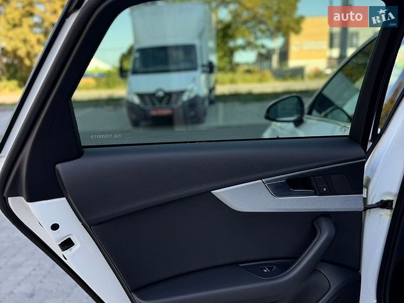 Седан Audi A4 2018 в Вінниці