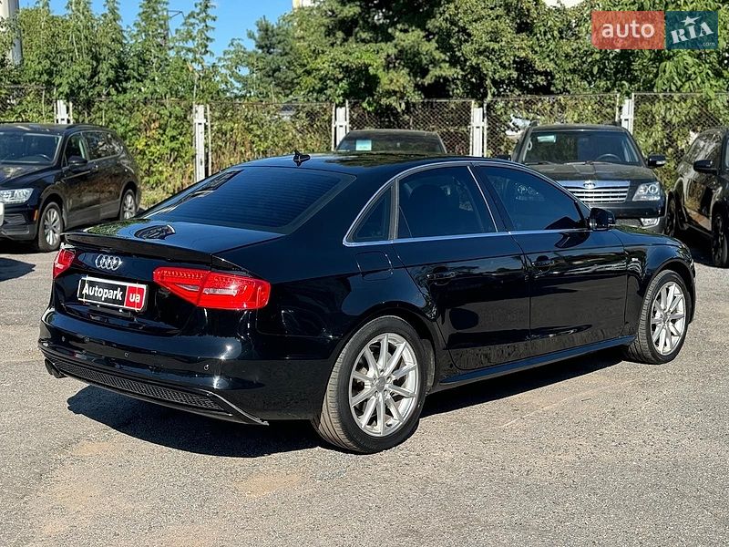 Седан Audi A4 2015 в Вінниці