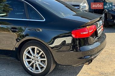 Седан Audi A4 2015 в Вінниці