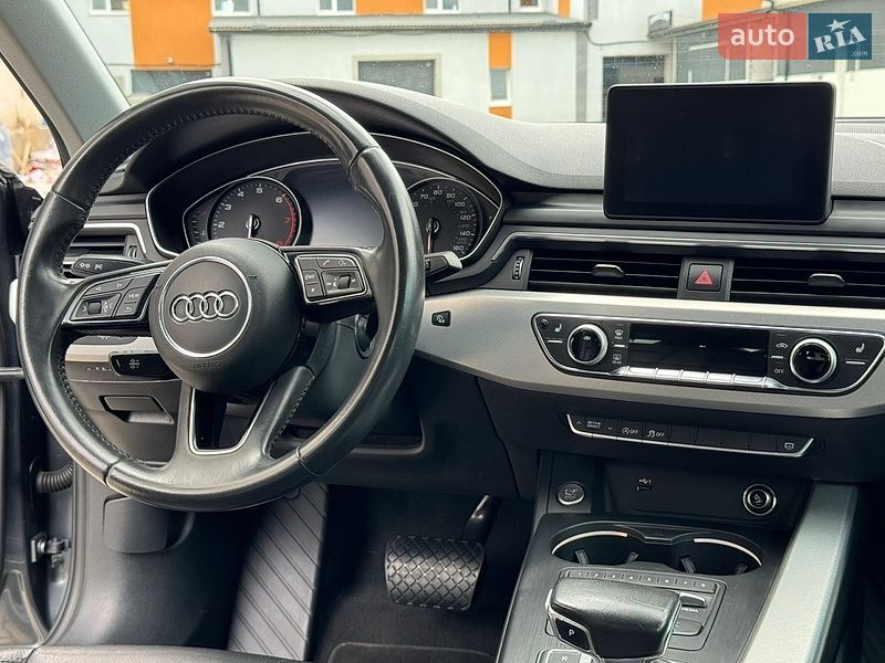 Седан Audi A4 2018 в Коломиї