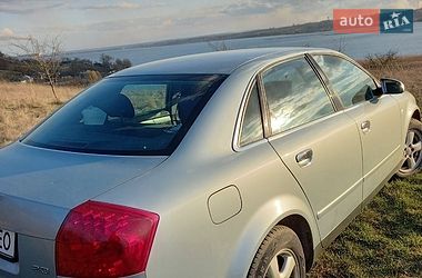 Седан Audi A4 2001 в Бурштыне