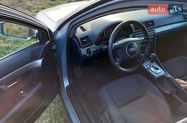 Седан Audi A4 2001 в Бурштыне
