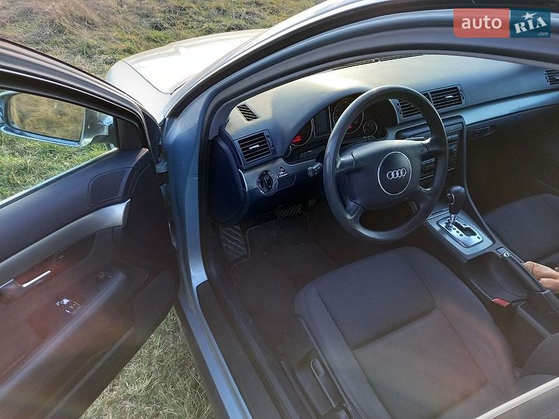 Седан Audi A4 2001 в Бурштыне