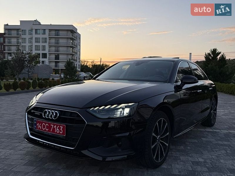 Седан Audi A4 2021 в Мукачевому