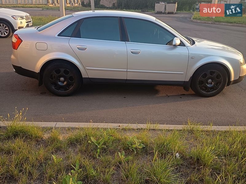 Седан Audi A4 2002 в Харкові