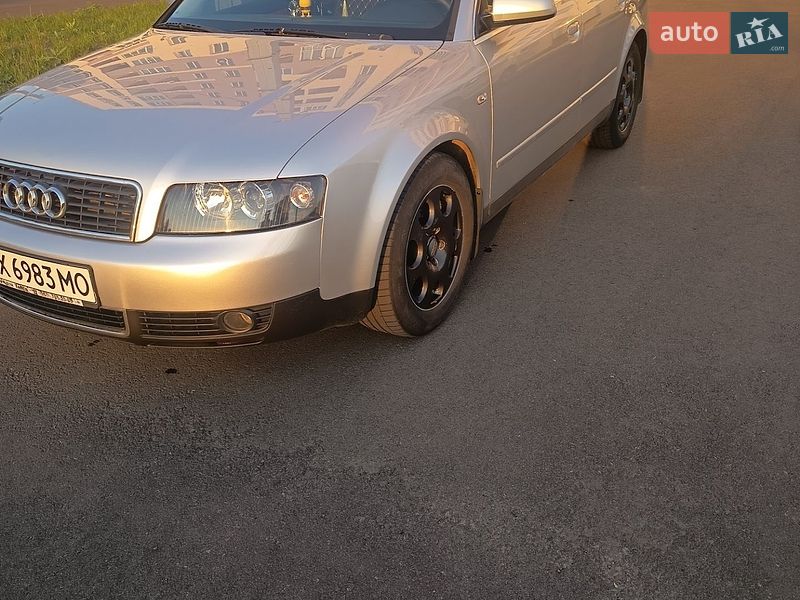 Седан Audi A4 2002 в Харкові