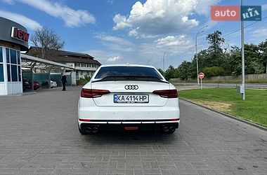 Седан Audi A4 2016 в Києві