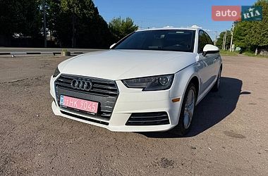 Седан Audi A4 2017 в Городне