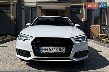 Седан Audi A4 2017 в Одессе