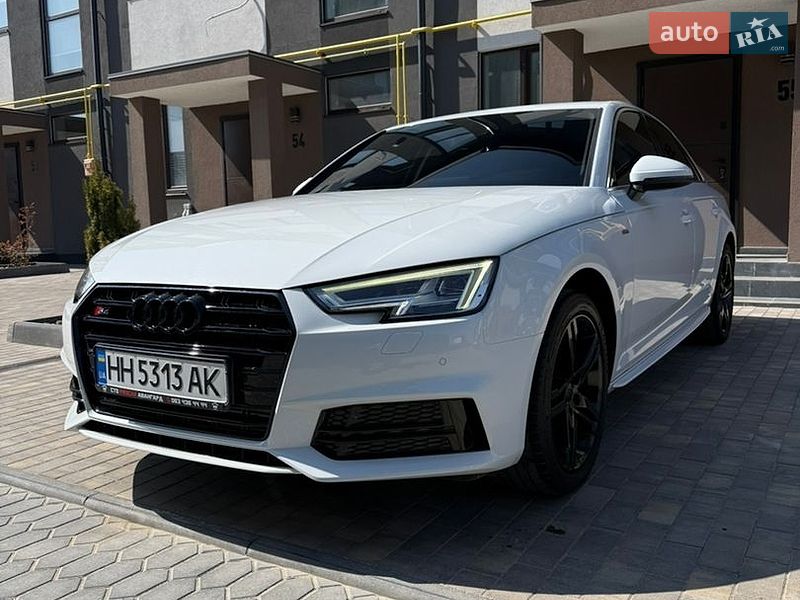 Седан Audi A4 2017 в Одессе