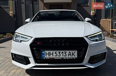 Седан Audi A4 2017 в Одессе